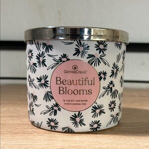 Goose Creek Beautiful Blooms Scented Candle